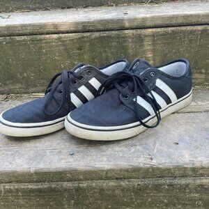 Men's Adidas Size 9.5